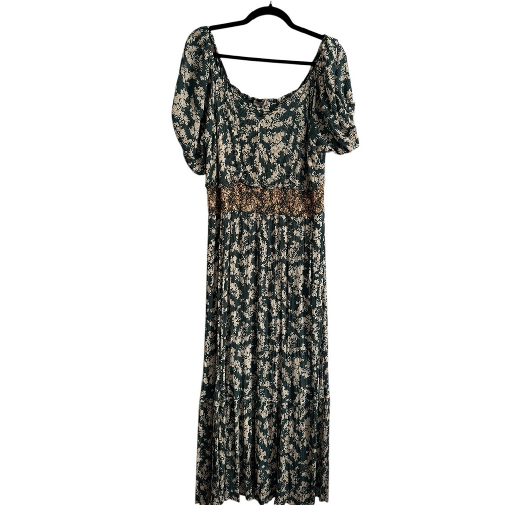 Black Tape Women's Maxi Dress Size 1X Green Floral Print Scoop Neck Boho Fall‎
